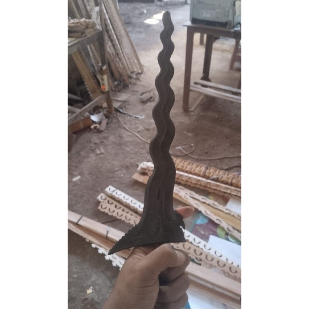 Keris Pajangan Bilah Keris Model Luk