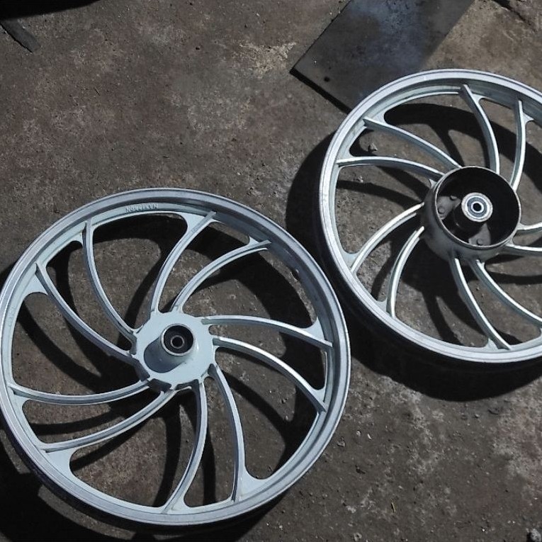 velg depan belakang max model cefiro ring 17,140/160 honda