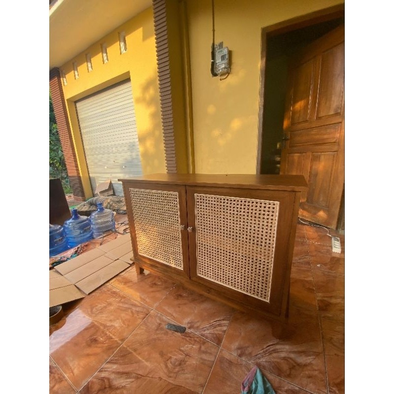 Bufet Lemari Rottan Kayu Jati Kombinasi Rotan Buffet Tv