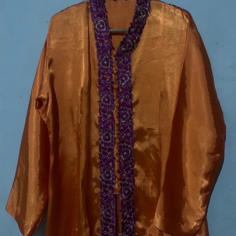 pl kebaya satin renda