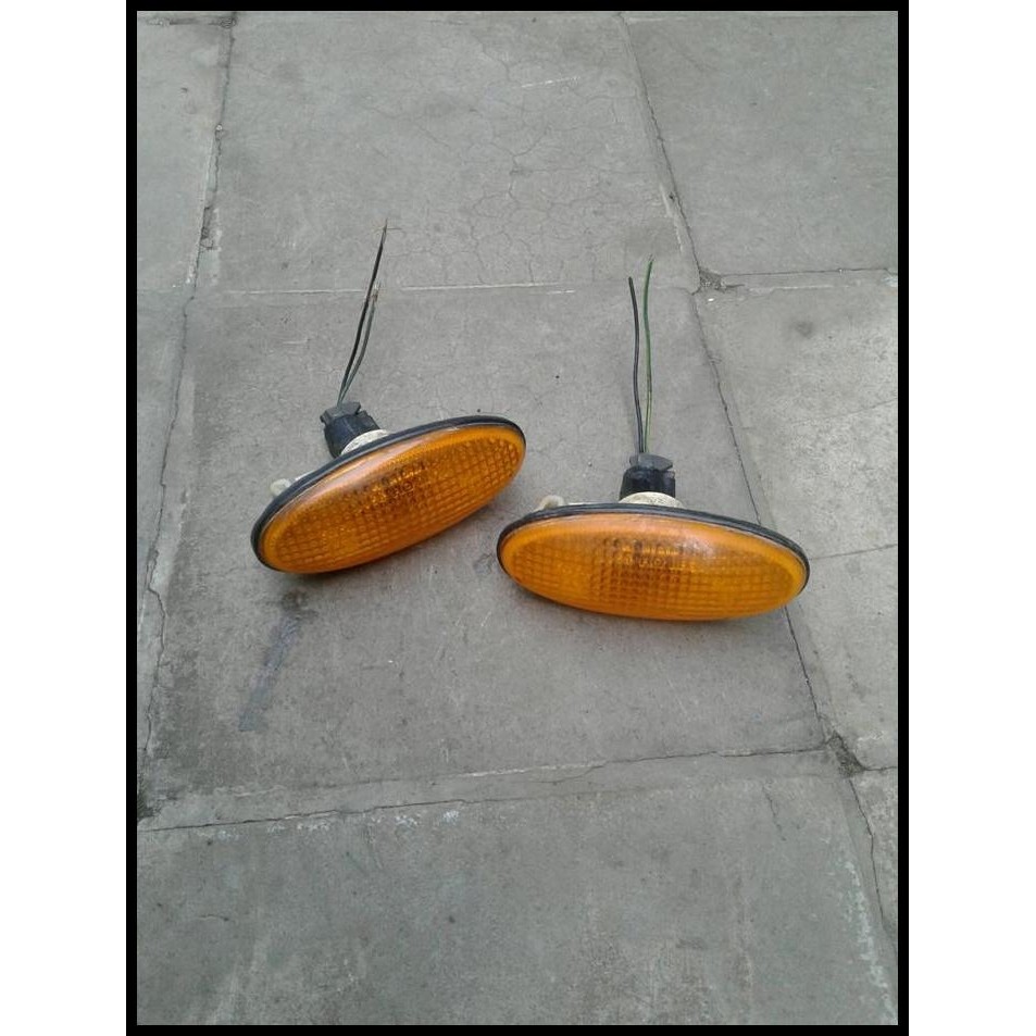 TERBARU LAMPU.SEIN FENDER NISSAN SERENA C23 