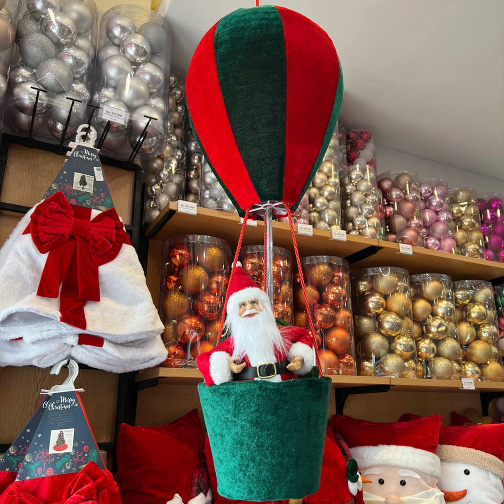 Boneka Santa Naik Balon Udara Lucu Hiasan Natal / Hanging Air Ballon Ornaments 5251