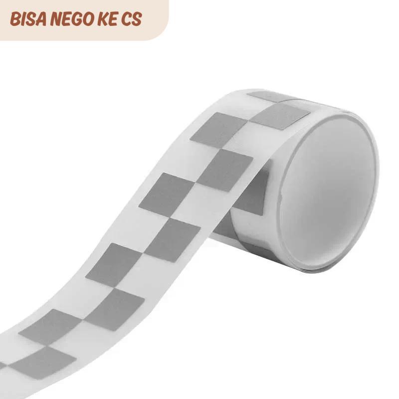 TTS 1 Roll 1Mx3cm Heart Star Reflective Tape Sticker for Clothing Iron Bagpack T-shirt Heat Glow in 