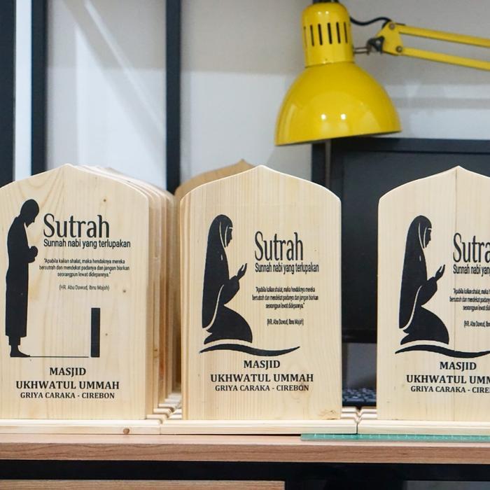 Sutroh / Sutrah / Pembatas Sholat Kayu
