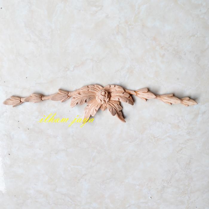 ORNAMEN TEMPEL UKIR KAYIU JEPARA MOTIF BUNGA PANJANG 25CM ng4