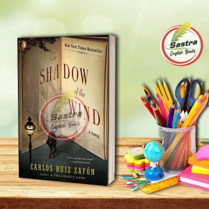 The shadow of the wind by Zafón Carlos Ruiz, Graves Lucía ( English )