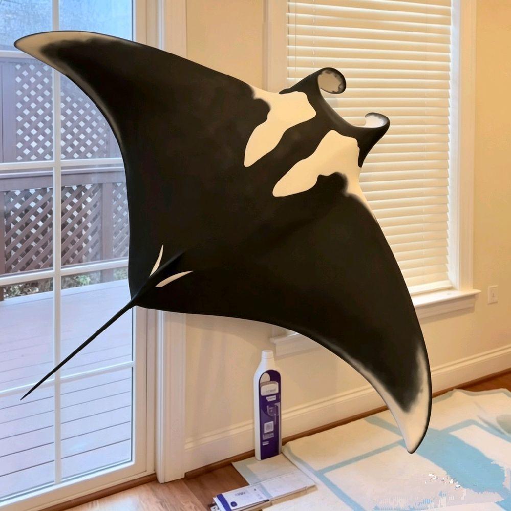 manta ray.hiasan diding ikan pari manta ray berlampu.