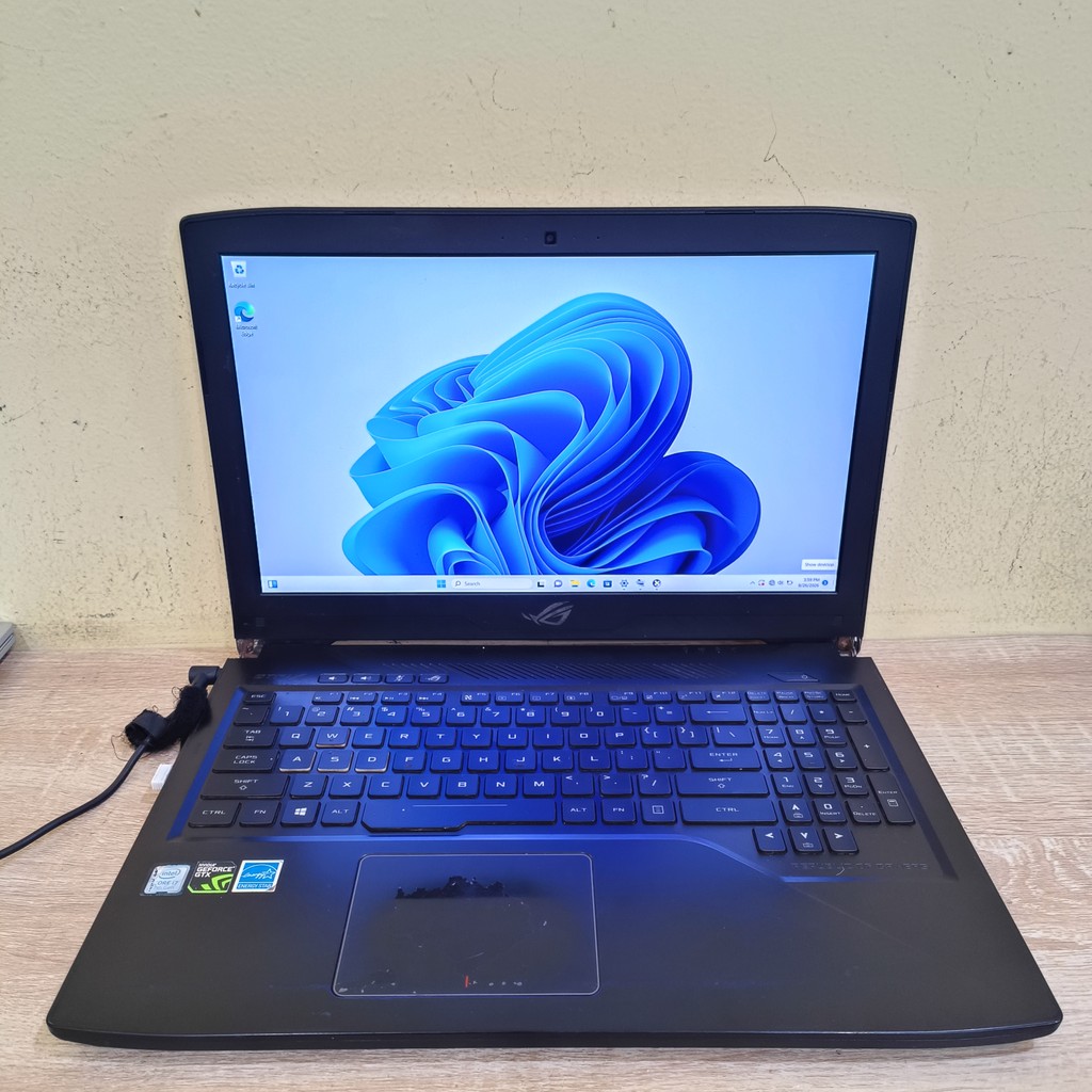 Asus ROG GL503VD (2019) Intel core i7 7700HQ Ram 8/128 SSD GTX 1050 (1154)