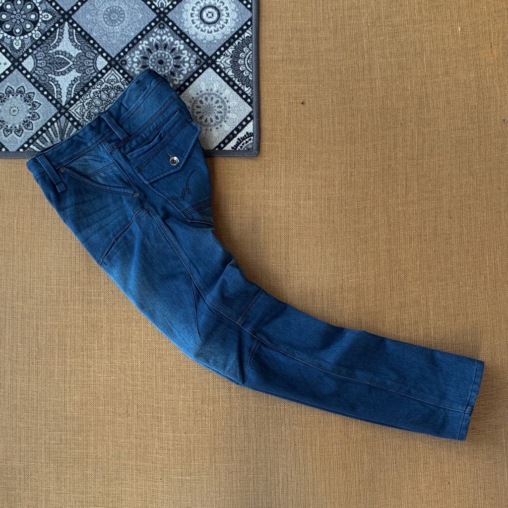 celana Fieldcore Denim Stretch size S (28-30) seperti baru
100% original 150926M