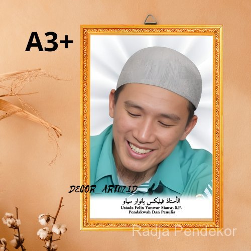 Foto Poster Habib Luthfi / Ustadz Felix Yanwar Siauw, S.P.