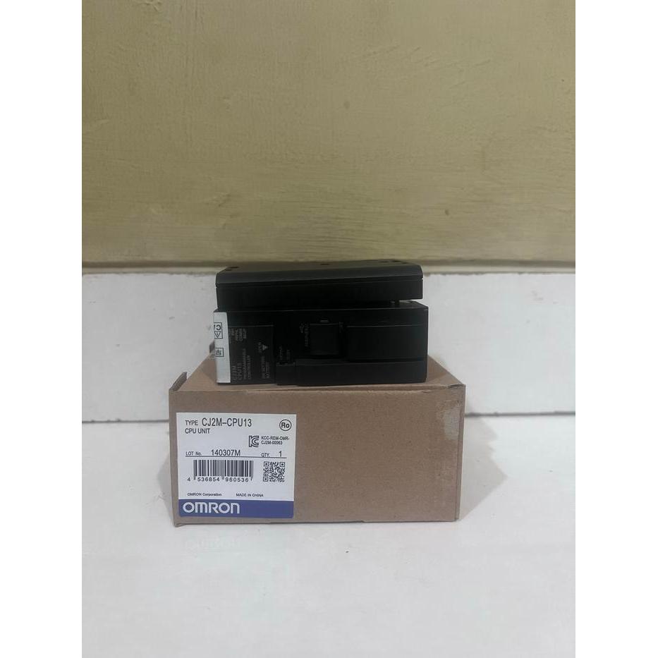 PLC OMRON CJ2M-CPU13