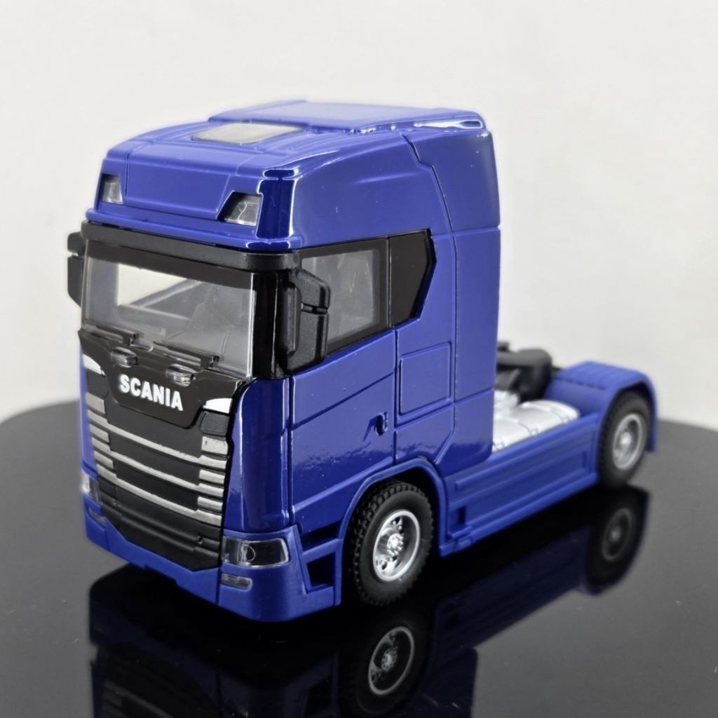 Diecast Truk Scania 770S Miniatur Mobil Kepala Truk Kontainer Skala 1:50