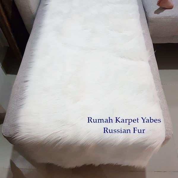 Karpet Bulu Russian Fur 50x150cm - Alas Bulu Putih - Pink - Alas Foto - Putih