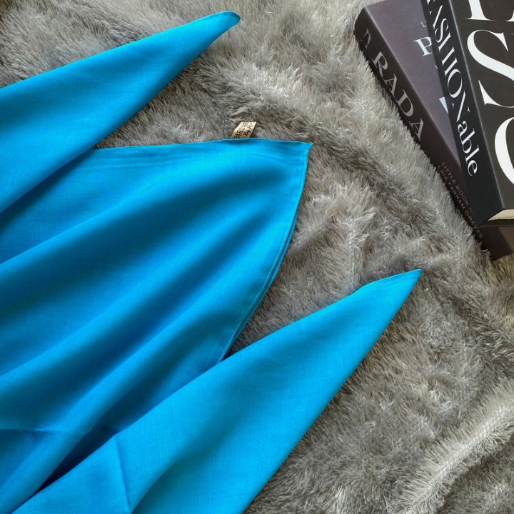 Hijab Paris Premium Almahira Terlaris Shopee Bahan Halus Berkualitas Hijab Segiempat Paris Premium A