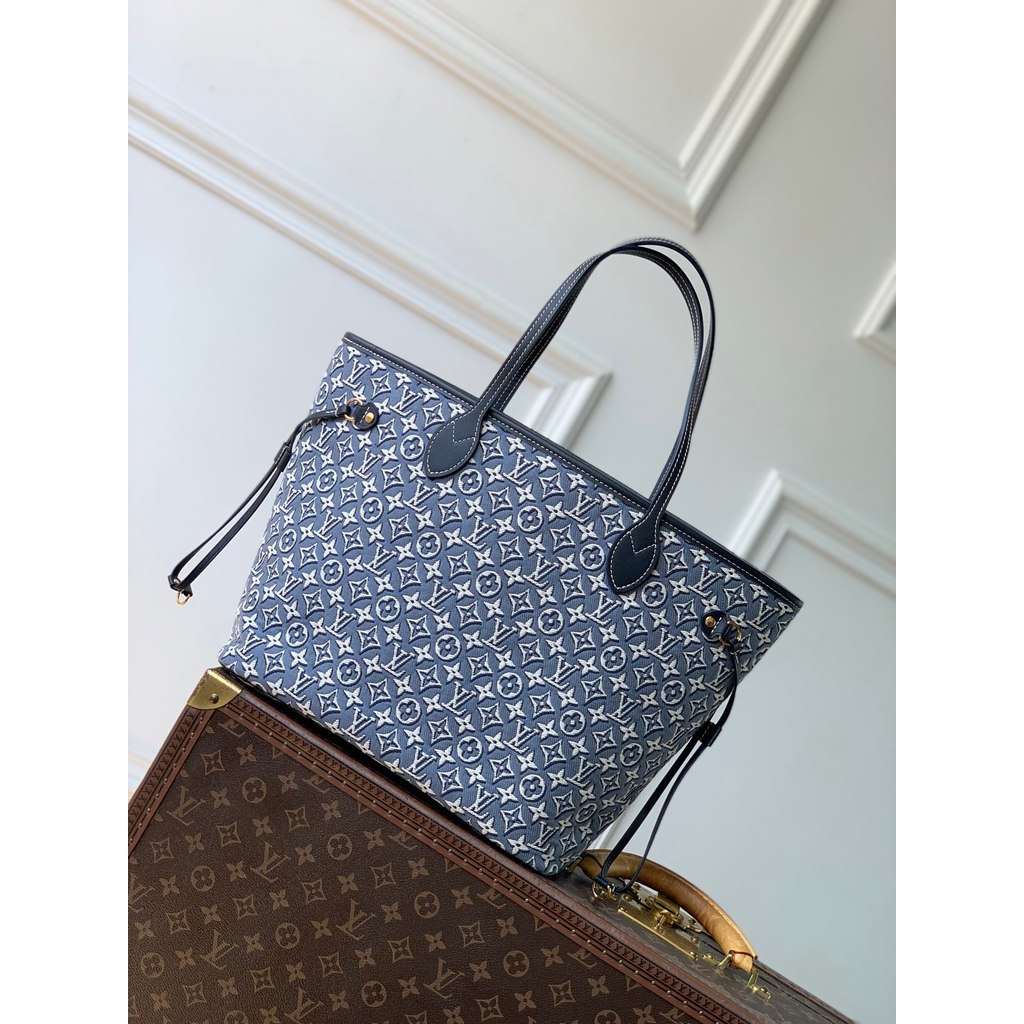 [ Pre-Order ] LV M2A096 Jacquard Tote Bag, Large‑Capacity Women's Commute Bag with Removable Pouch