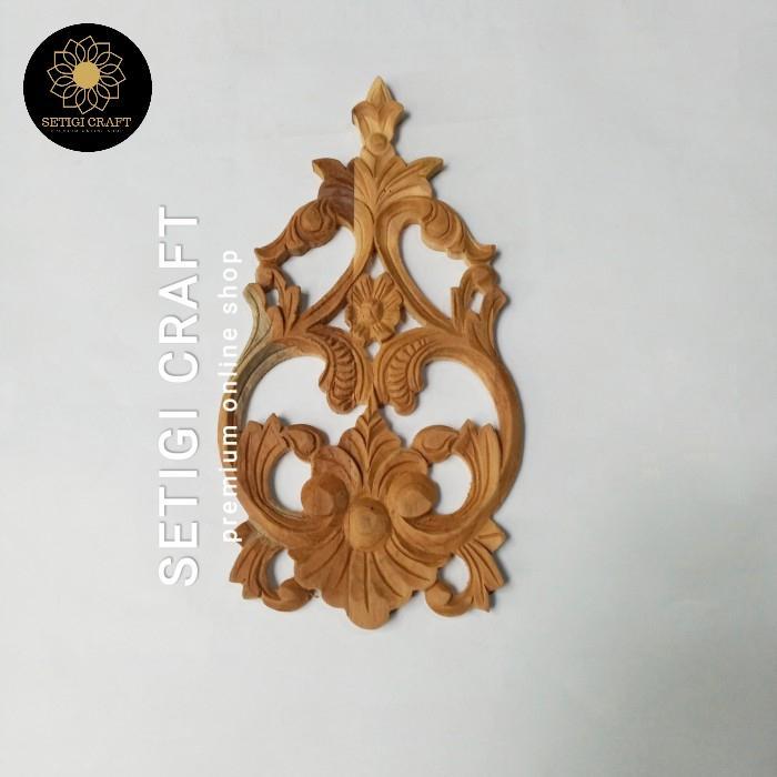 tempel ukir ornamen size kecil tempel kayu jati - Besar - 28x16 GL17