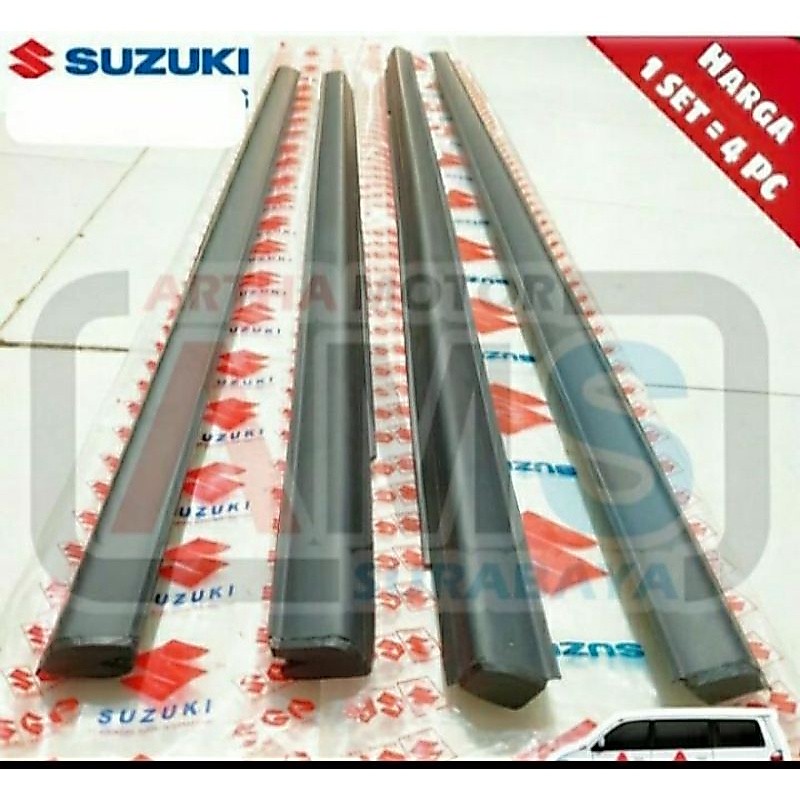 karet pelipit atau liss pelipit kaca depan belakang SUZUKI APV TAHUN 2005UP KEATAS