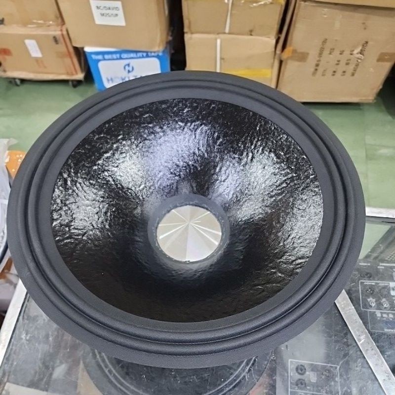 READY STOK - daun speaker 18 inch original utk rcf p300 p400 atau bnc tbx 100 tbw10 - HIGH QUALITY