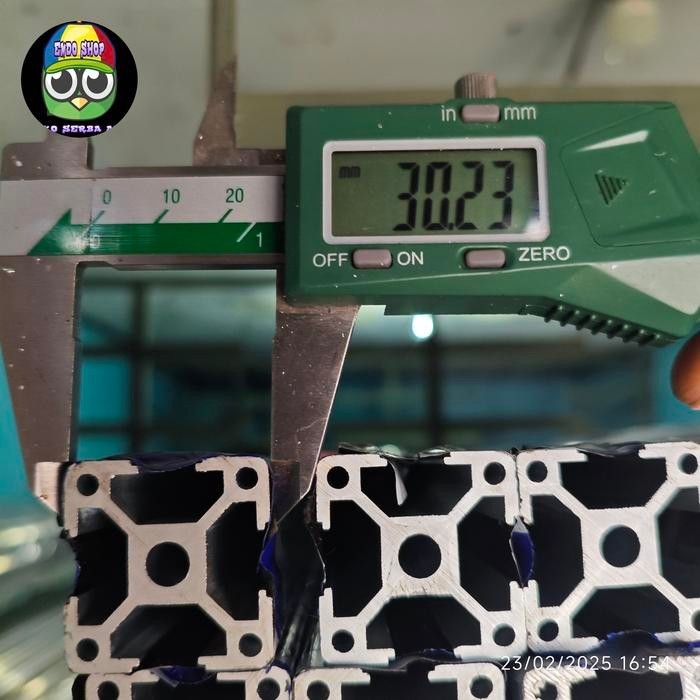 aluminium profile T slot 3030 profil tslot 30 x 30 - 1 cm