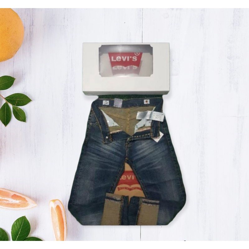 Celana jeans Levi's 511 Made in japan