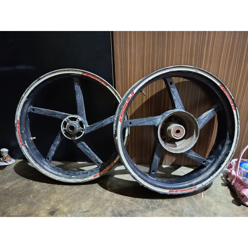 velg ring 17 tapak lebar Velg racing ring 17 tapak lebar roda motor tiger revo megapro verza gl