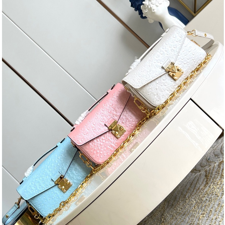 2025 New TOP LV N85806 Ostrich Leather Shoulder Bag, Cosmetic Bag, Chain Shoulder Bag