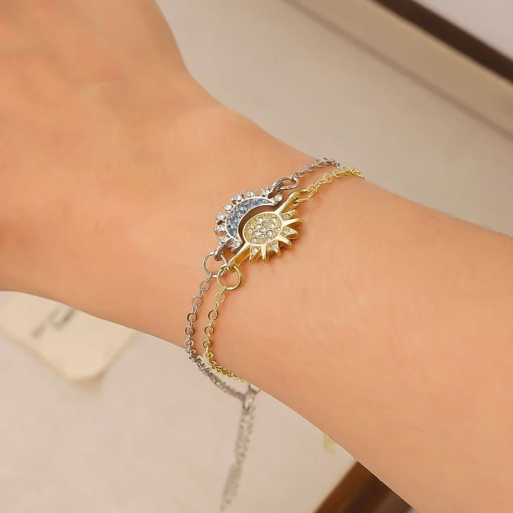 Perhiasan Berkilauan Gelang Wanita Motif Matahari Bulan Set 2 Pcs, Aksesoris Fashion Berlian Imitasi