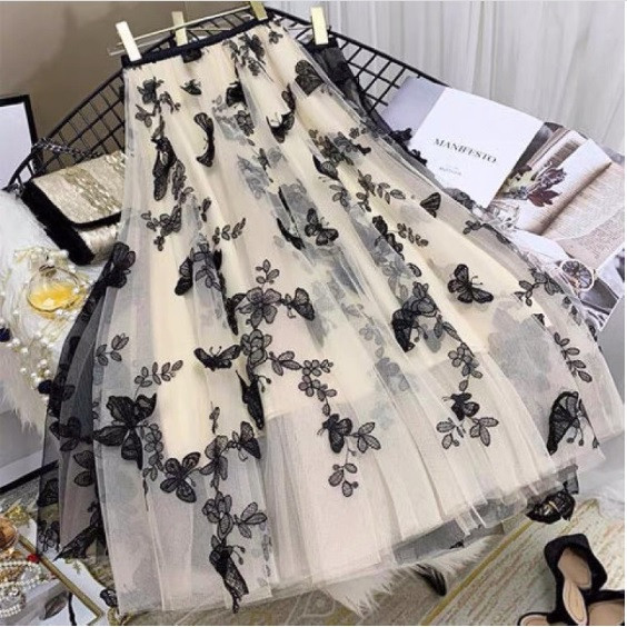 Rok Tutu 3D Import / Maxi Skirt Motif Kupu Kupu Timbul 1928