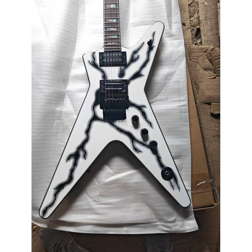 High Qualify Electric  Guitar Finish White