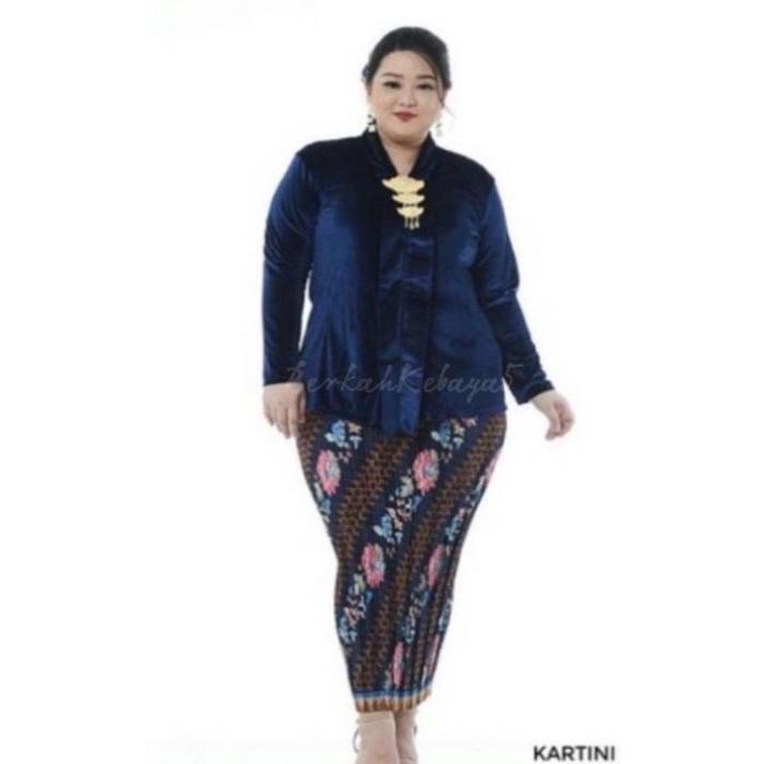 Kebaya Bludru Kartini Ukuran Jumbo / Kebaya Bludru Kartini - Hitam, Jumbo