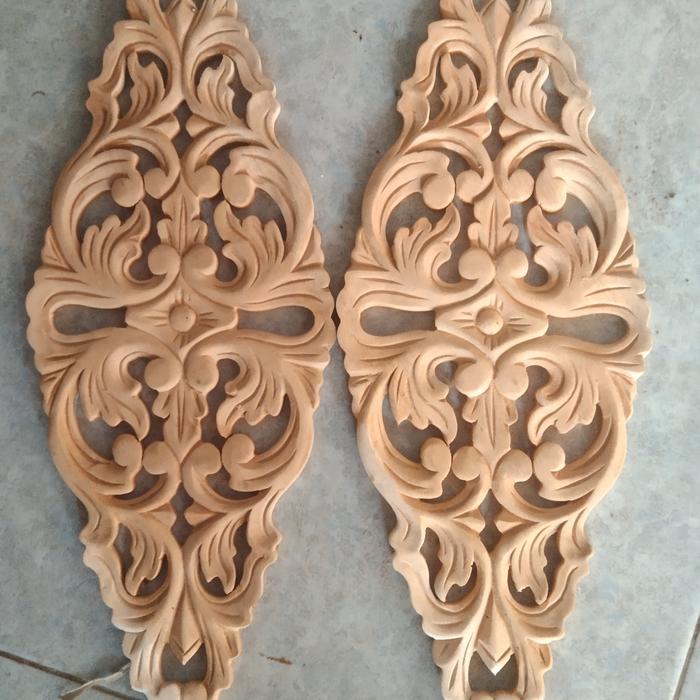Model Ornamen Ukir Tempel Kayu Jepara Berkualitas Bahan Kayu Mahoni ng4