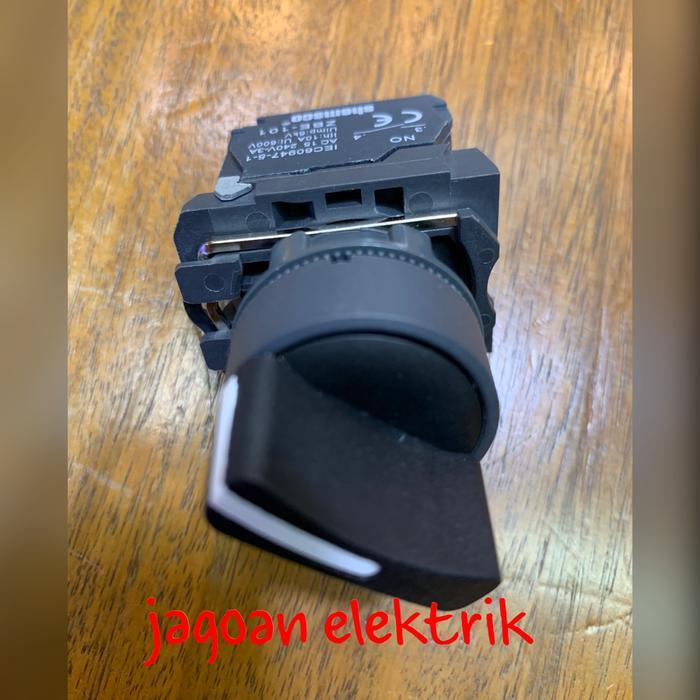 Selector Switch 3 Posisi XB5-AD33