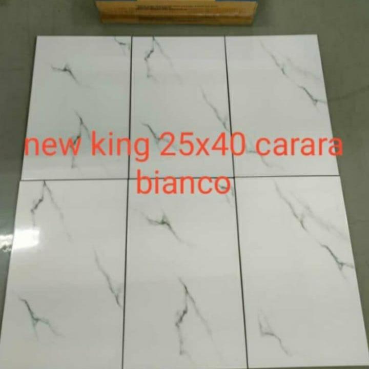 keramik king 25x40 carara Bianco glossy kilap