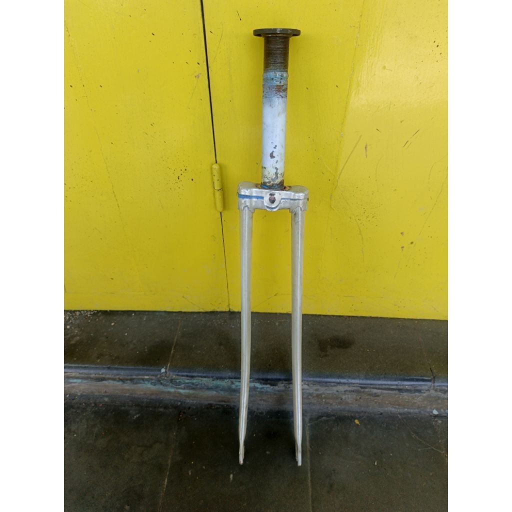 fork sepeda balap 27 jadul ada minus