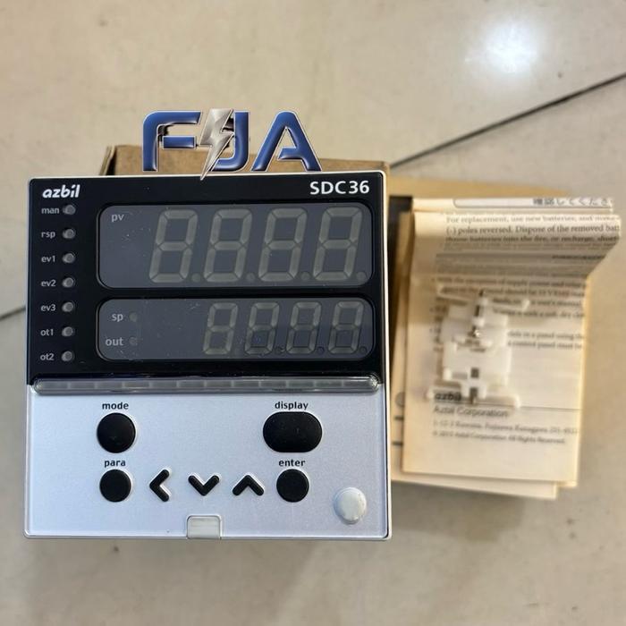 TEMPERATUR CONTROLE AZBIL C36TR1UA1100 AZBIL ORIGINAL