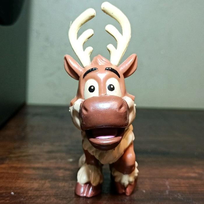 action figure sven reindeer frozen