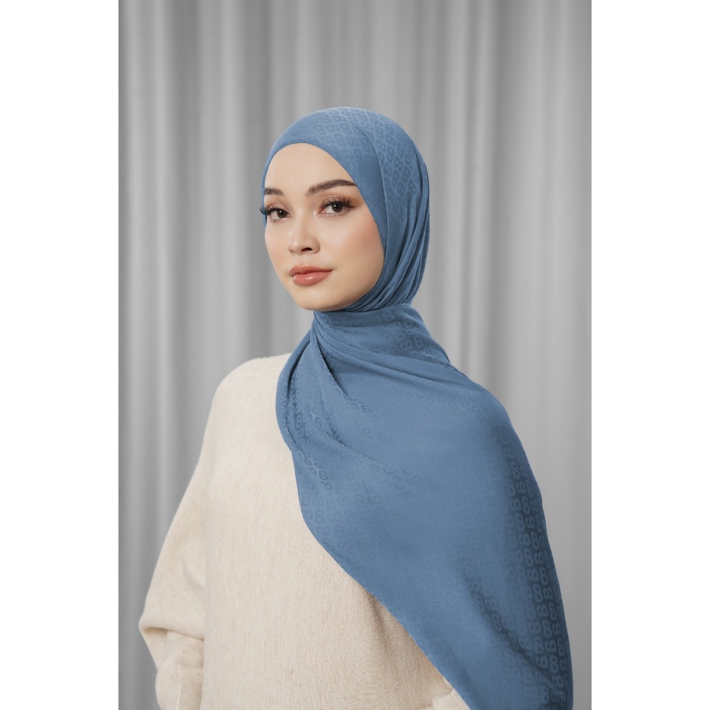 Buttonscarves - Tapis Satin Jacquard Shawl