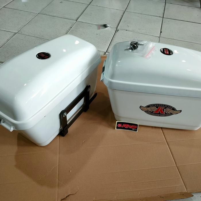 box samping motor universal Kmi side box kmi - Putih CM