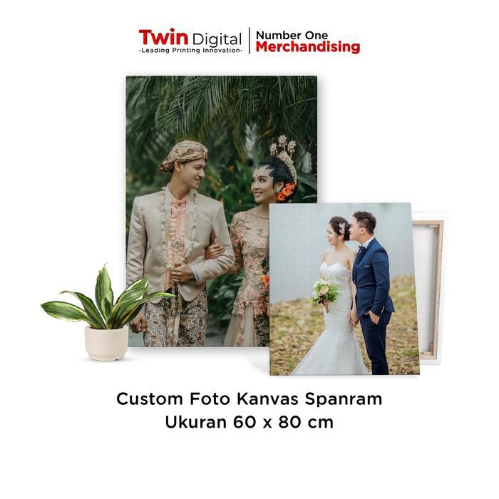 Custom Cetak Foto Wedding Canvas Spanram + Frame - Spanram 60x80 cm