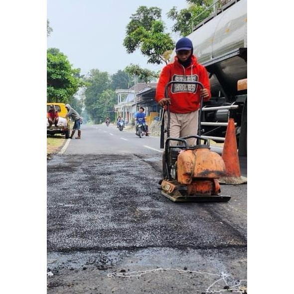 TerbaruAspal Instan Grade A, Agregat lebih halus, Menutup lubang lebih rapat dan Lebih kuatPROMO