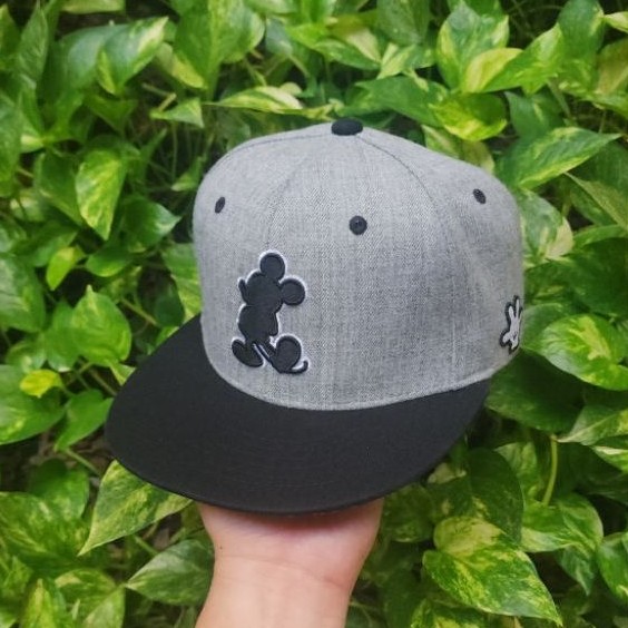 Topi Mickey Mouse ( siluet logo ) - Disney OFFICIAL ( Snapback ) ORIGINAL