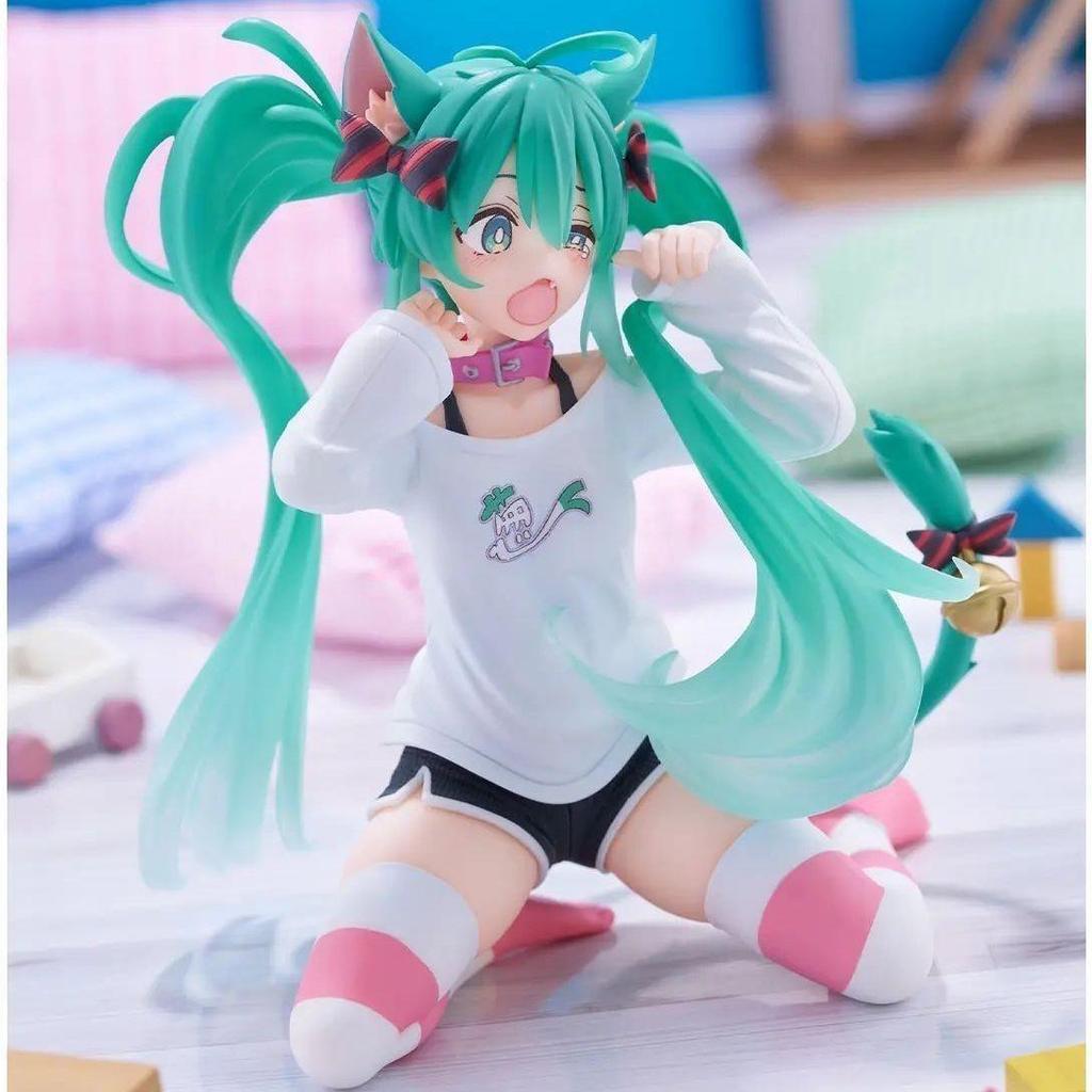 Hatsune Miku Cat Ear Short Sleeve Pajamas Hatsune Figure MIKU Scenic Model Anime Girl Desk Ornament 