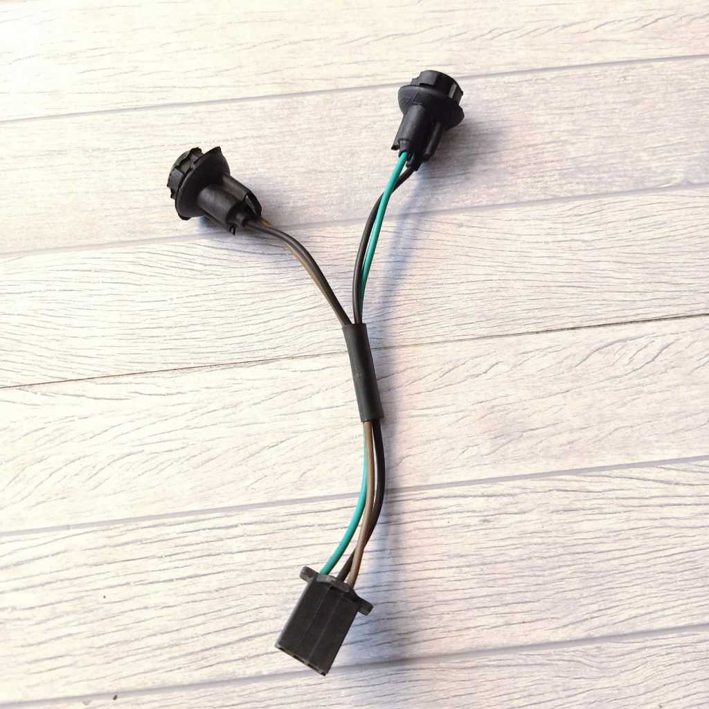 KABEL COP LAMPU SEIN DEPAN MOTOR CS1/COD