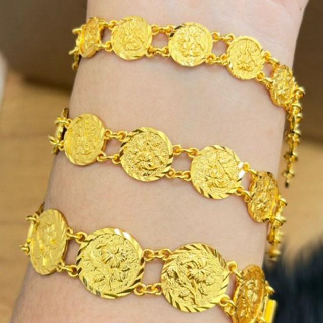 Gelang koin lapis emas