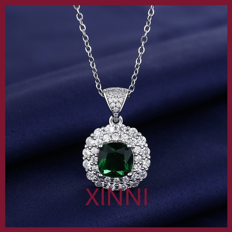 XINNI Kalung Liontin Batu Permata Zamrud Gaya Baru Eropa dan Amerika Perhiasan Wanita Berlian Penuh