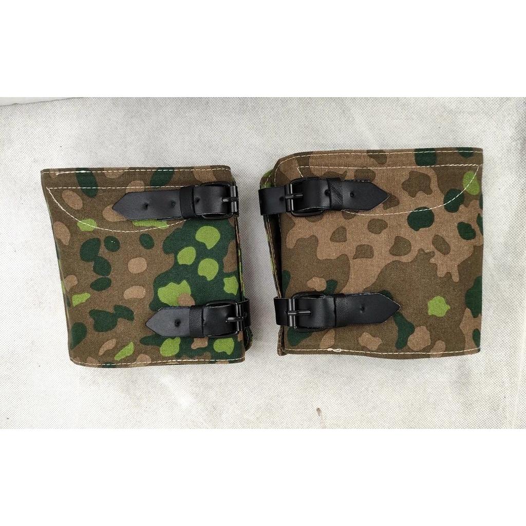 . PAIR OF WWII WW2 German army leggings puttee  DOT 44 PEA CAMO CAMOUFLAGE