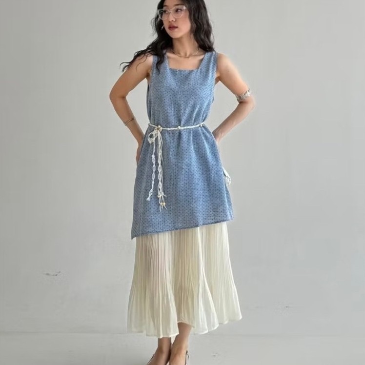 new for sale wearing ins dress
