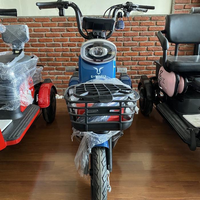 Sepeda Motor Listrik Romeo Uwinfly Roda Tiga By UWINFLY Garansi SNI - Biru