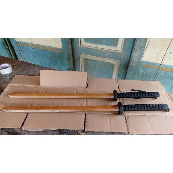 Pedang kayu panjang 1,5 meter