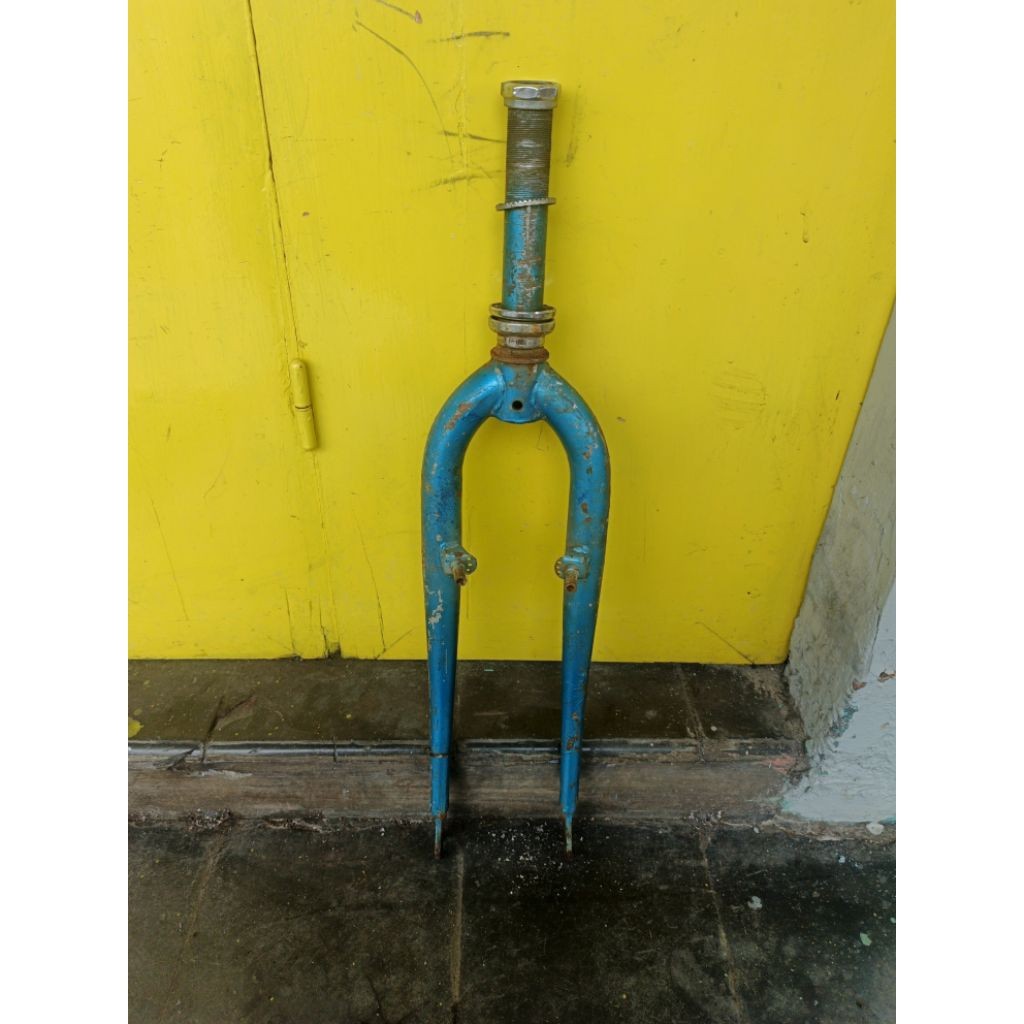 fork sepeda mtb 26 jadul antiq second